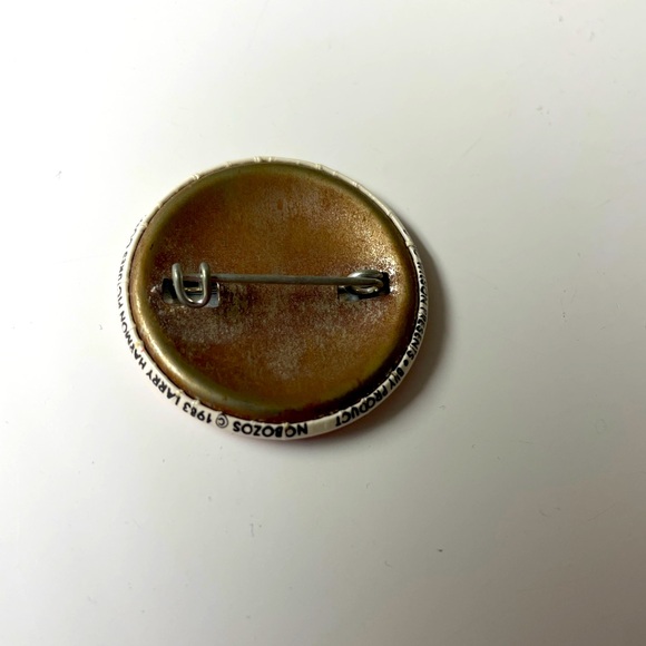 Vintage pins. 80s & 90s - Picture 5 of 15